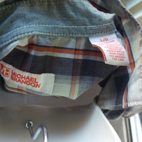 Michael Brandon button down pocketed shirt - Picture 8 of 8